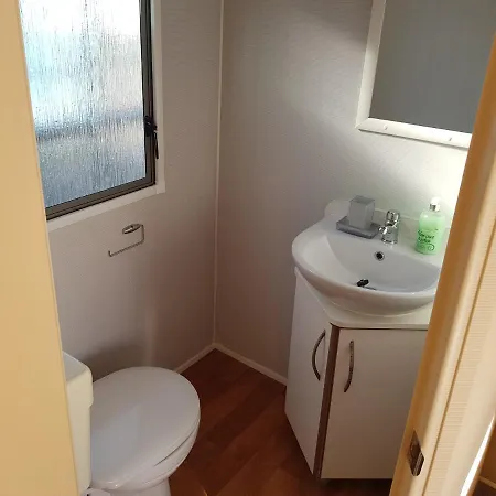 Caravan On Golden Gate Holiday Park Kinmel Bay Exterior foto